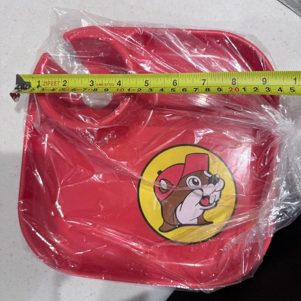 Buc-ees Collectible Party Plate Multiple uses for this plate. Fits Solo Cup‎